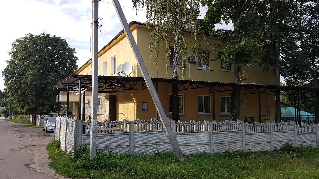 Glamour Hotel Luhyny Exterior photo